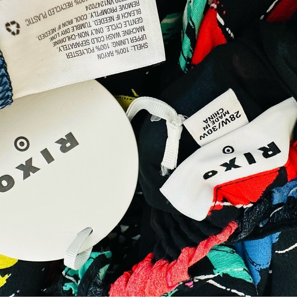 TIXO X Target Black Floral Off Shoulder Maxi Dress Size 28W-30W - Picture 10 of 11